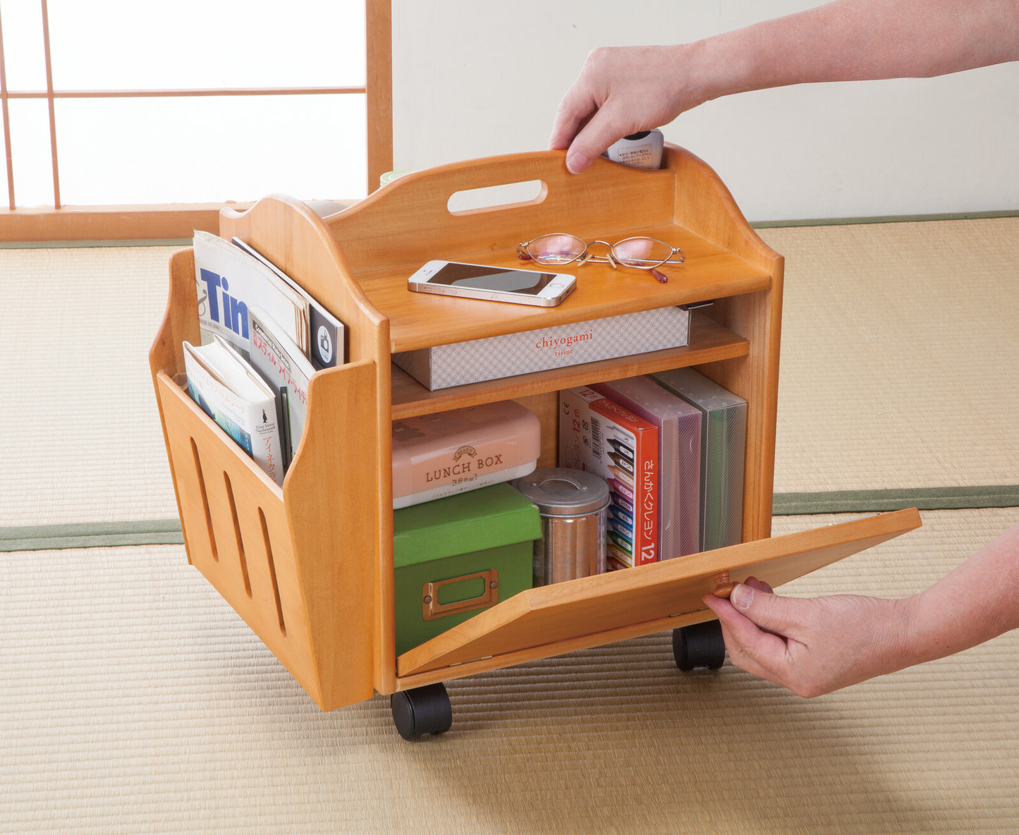 テーブルまわりの便利ワゴン