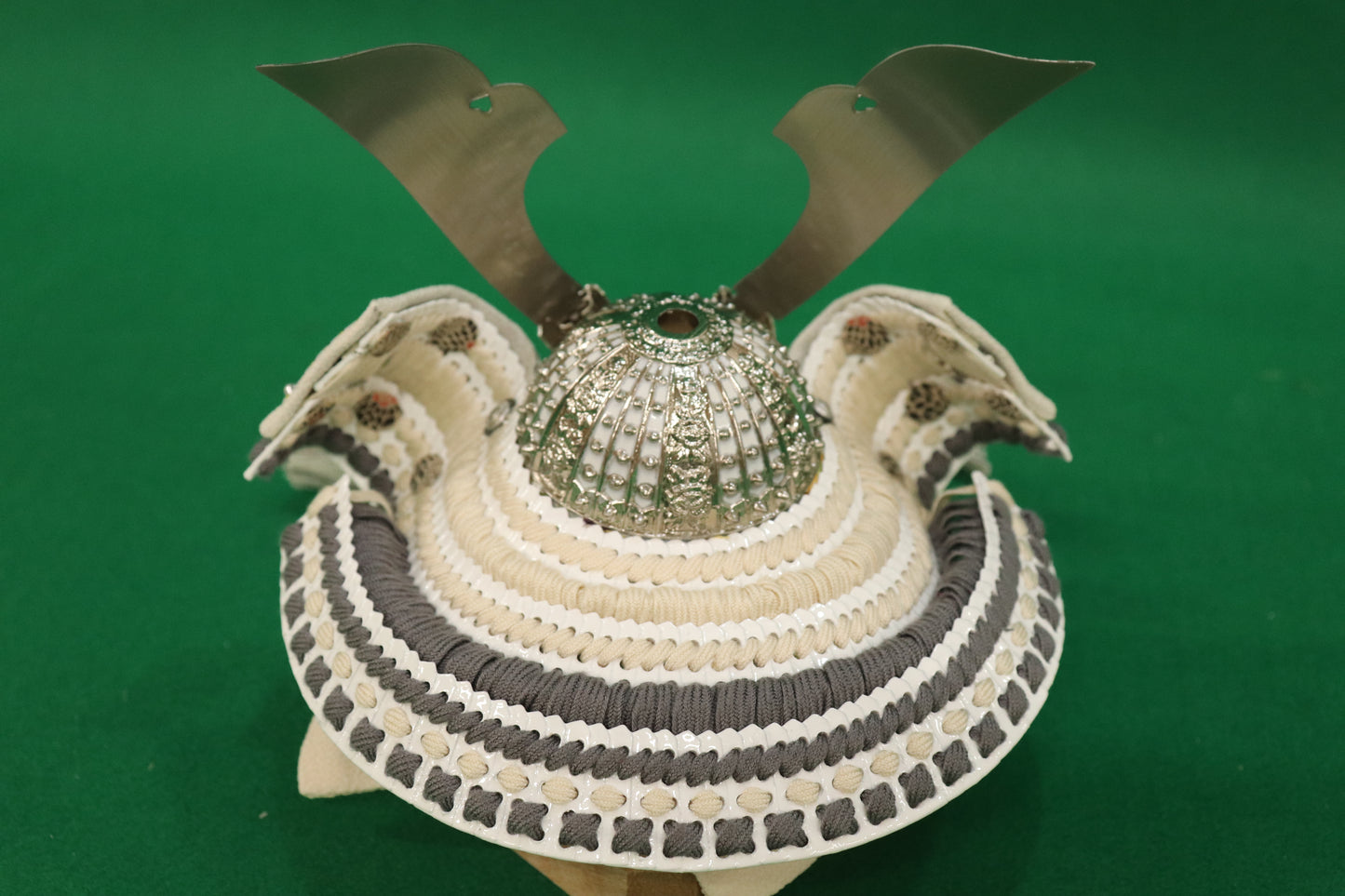 兜平飾り五月人形セット (31cm×17cm×31cm)