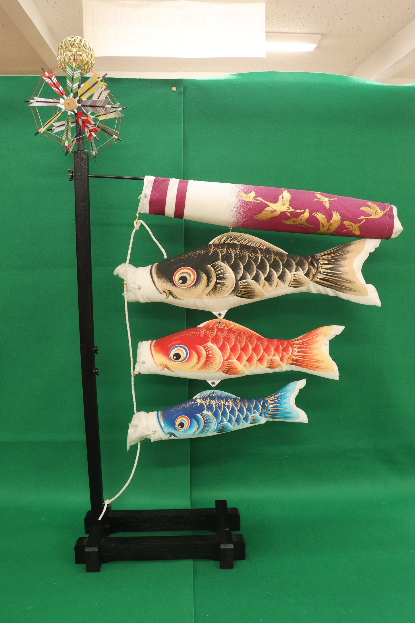 鯉飾りセット (39cmx21cmx116cm)