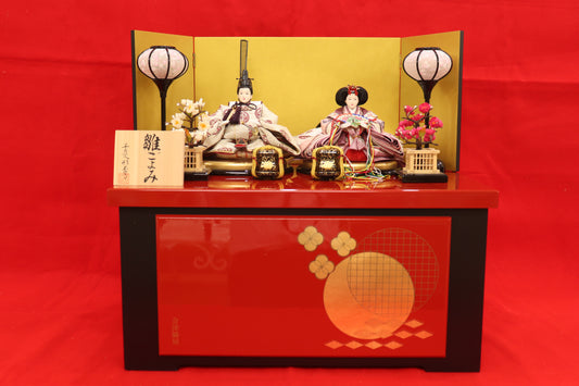 収納親王飾り雛人形セット(55cmx58cmx52cm)