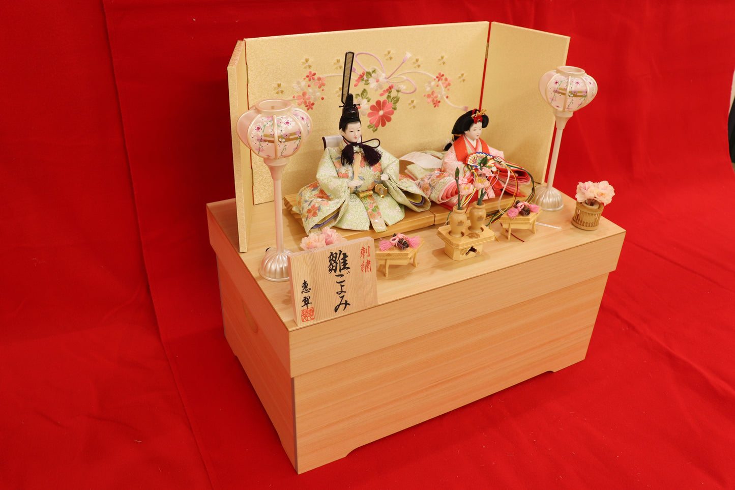 収納親王飾り雛人形セット(55cmx33cmx49cm)