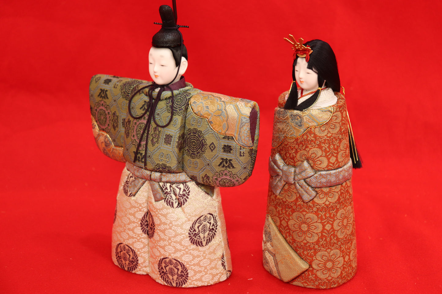 木目込み 親王飾り雛人形セット(32cmx23cmx70cm)
