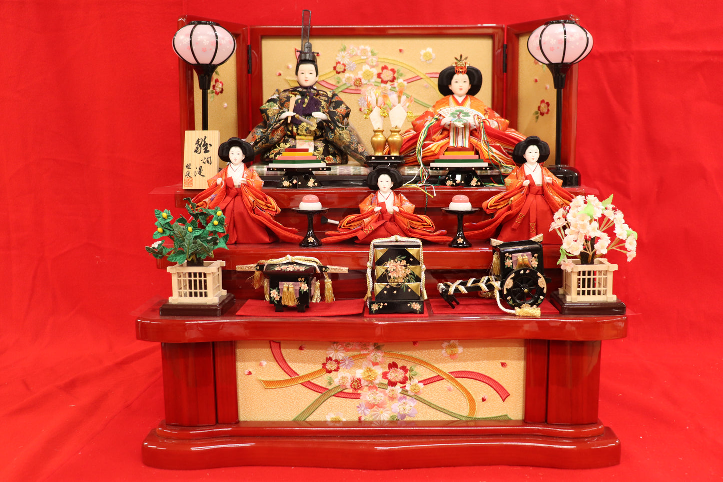 収納五人飾り雛人形セット(55cmx44cmx52cm)