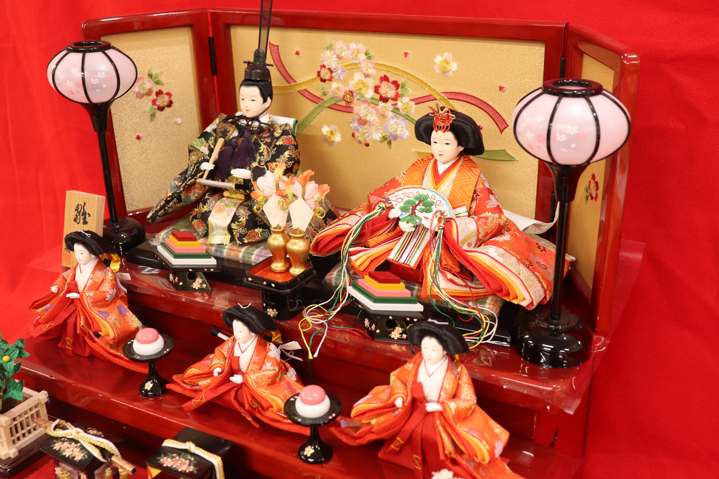 収納五人飾り雛人形セット(55cmx44cmx52cm)