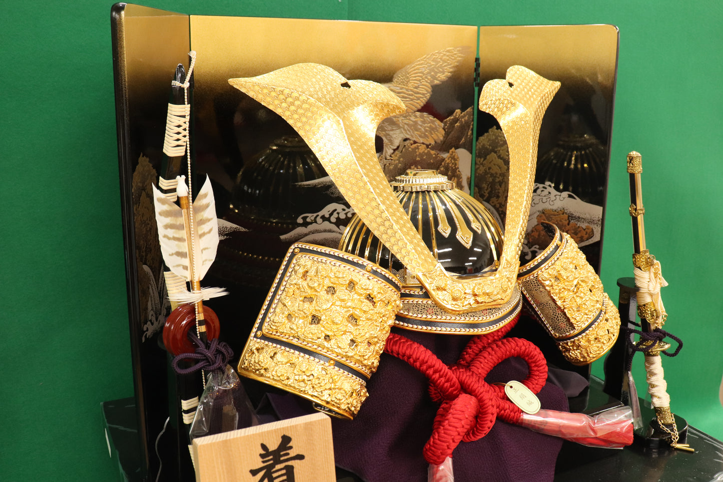 着用兜平飾り五月人形セット (60cmx45cmx78cm)【送料無料】