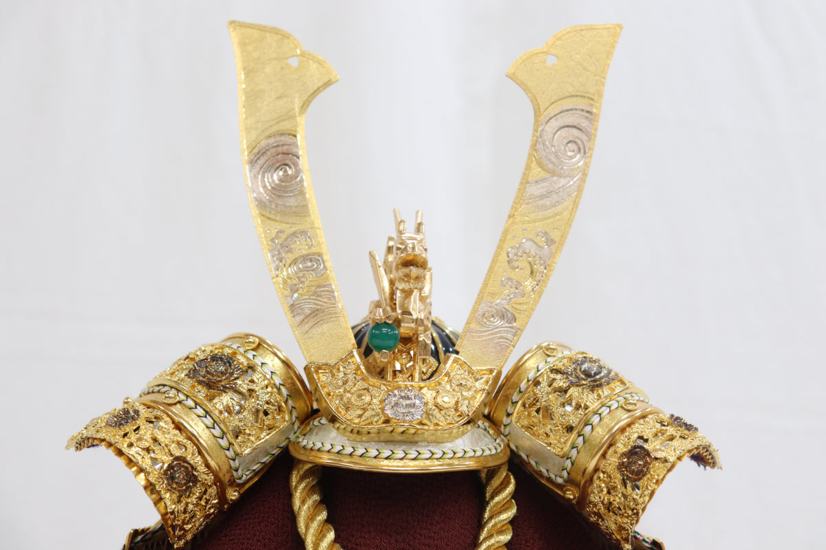 兜平飾り五月人形ケースセット (40cmx28cmx48cm)【送料無料】