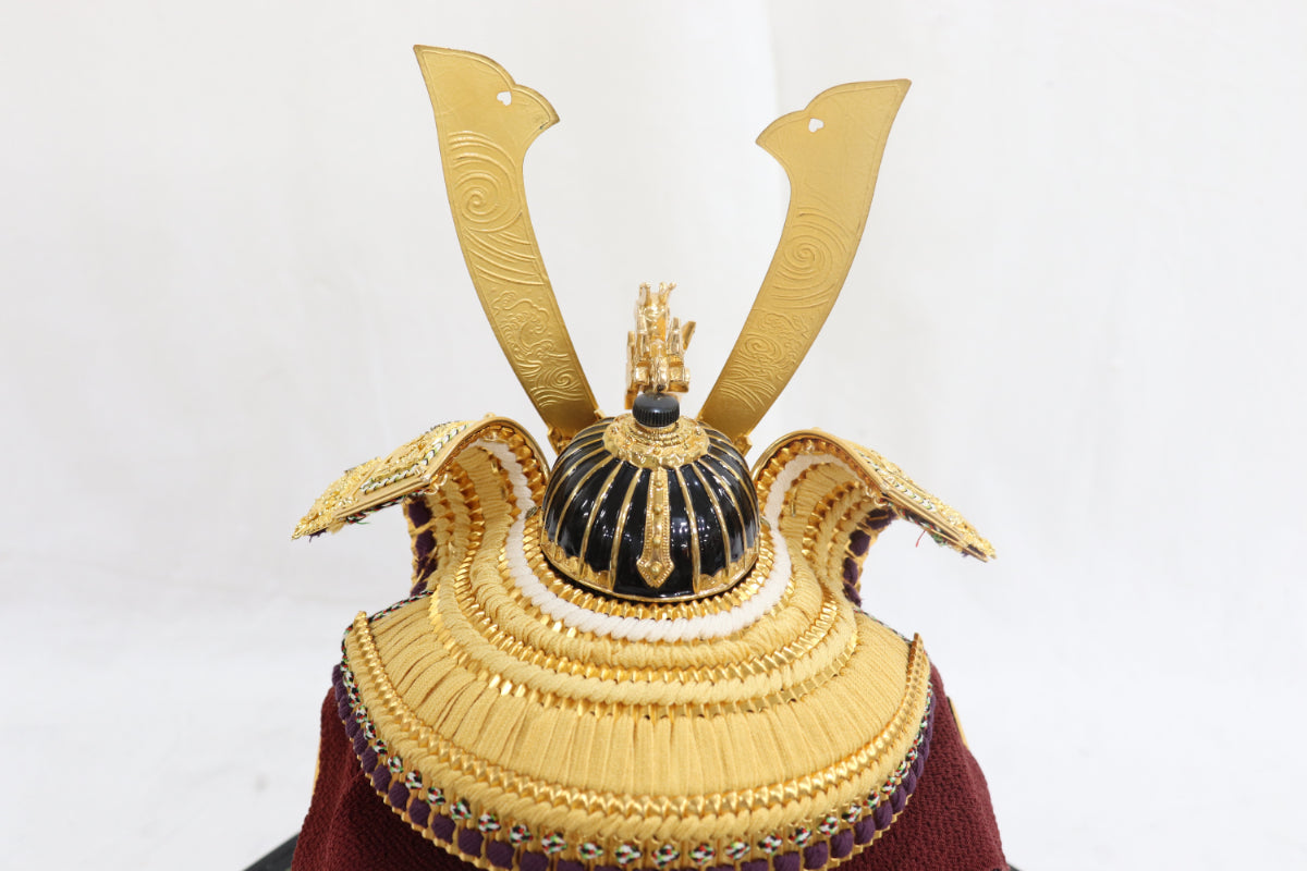 兜平飾り五月人形ケースセット (40cmx28cmx48cm)【送料無料】