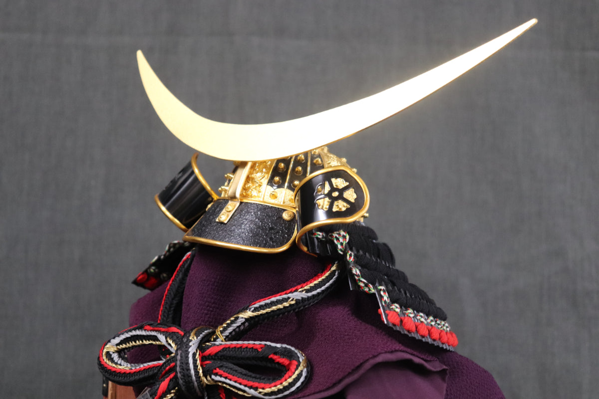 伊達政宗 兜飾り収納五月人形セット (48cmx35cmx46cm)【送料無料】
