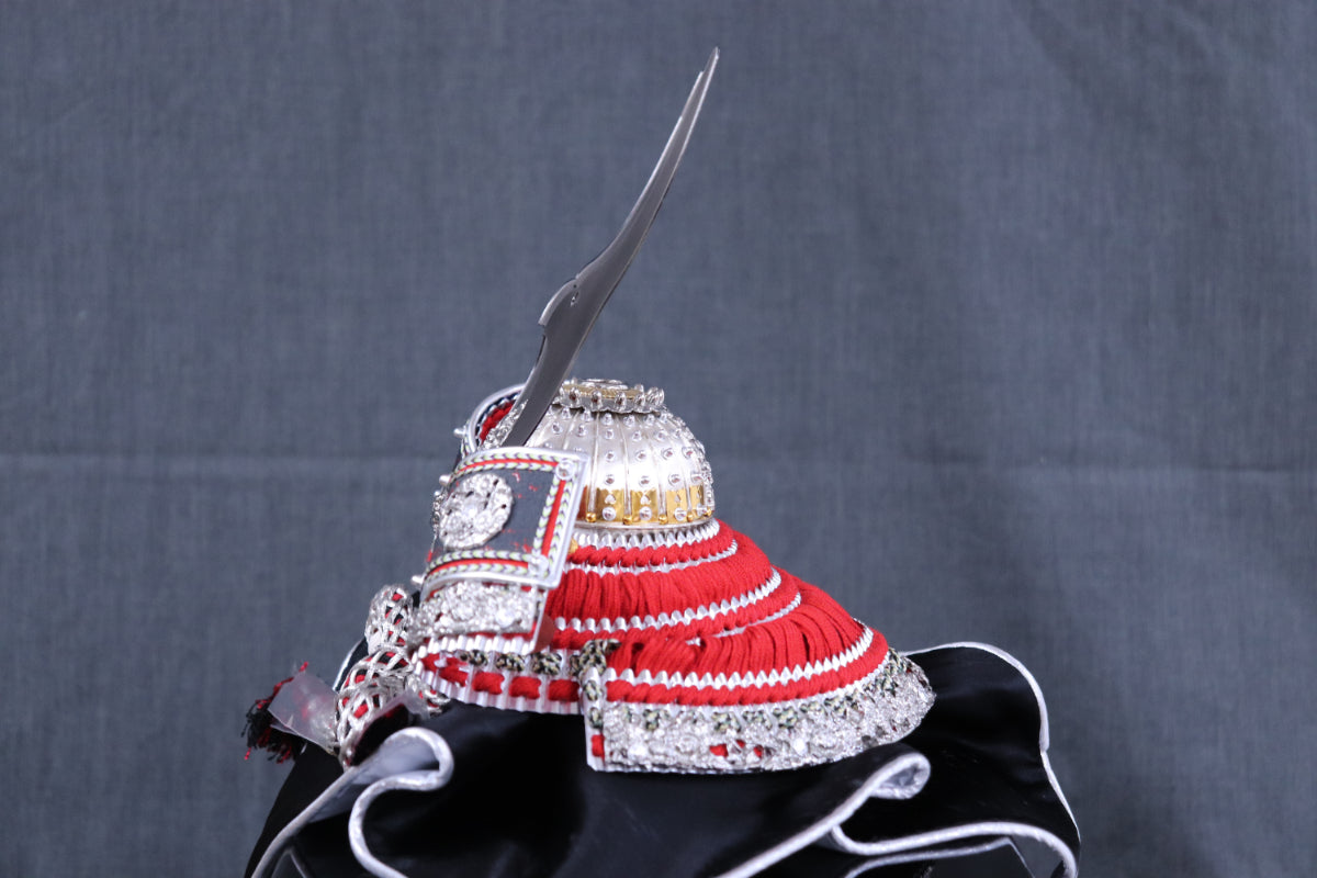 兜平飾り五月人形セット (50cmx33cmx51cm)【送料無料】