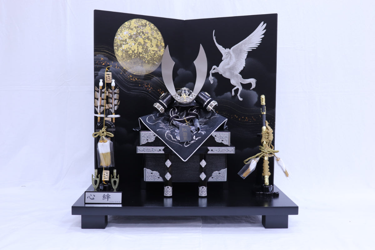 兜平飾り五月人形セット (65cmx43cmx67cm)【送料無料】