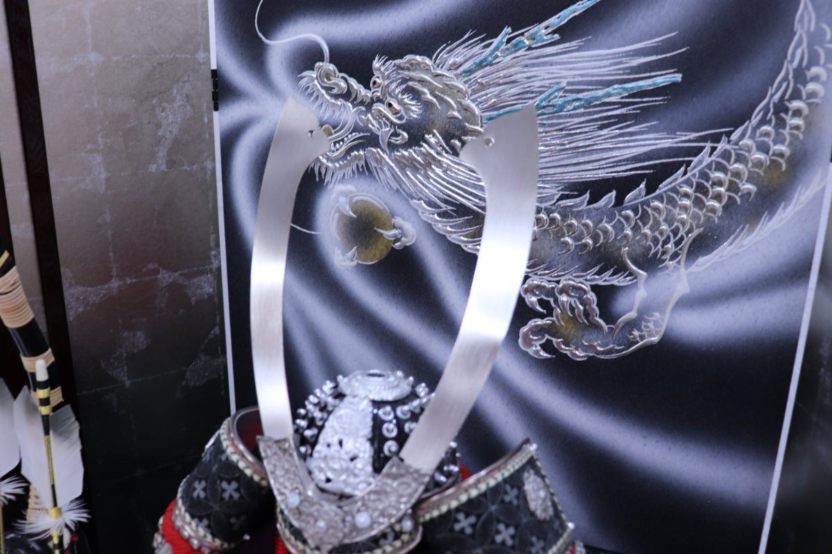 兜平飾り五月人形セット (60cmx40cmx61cm)【送料無料】