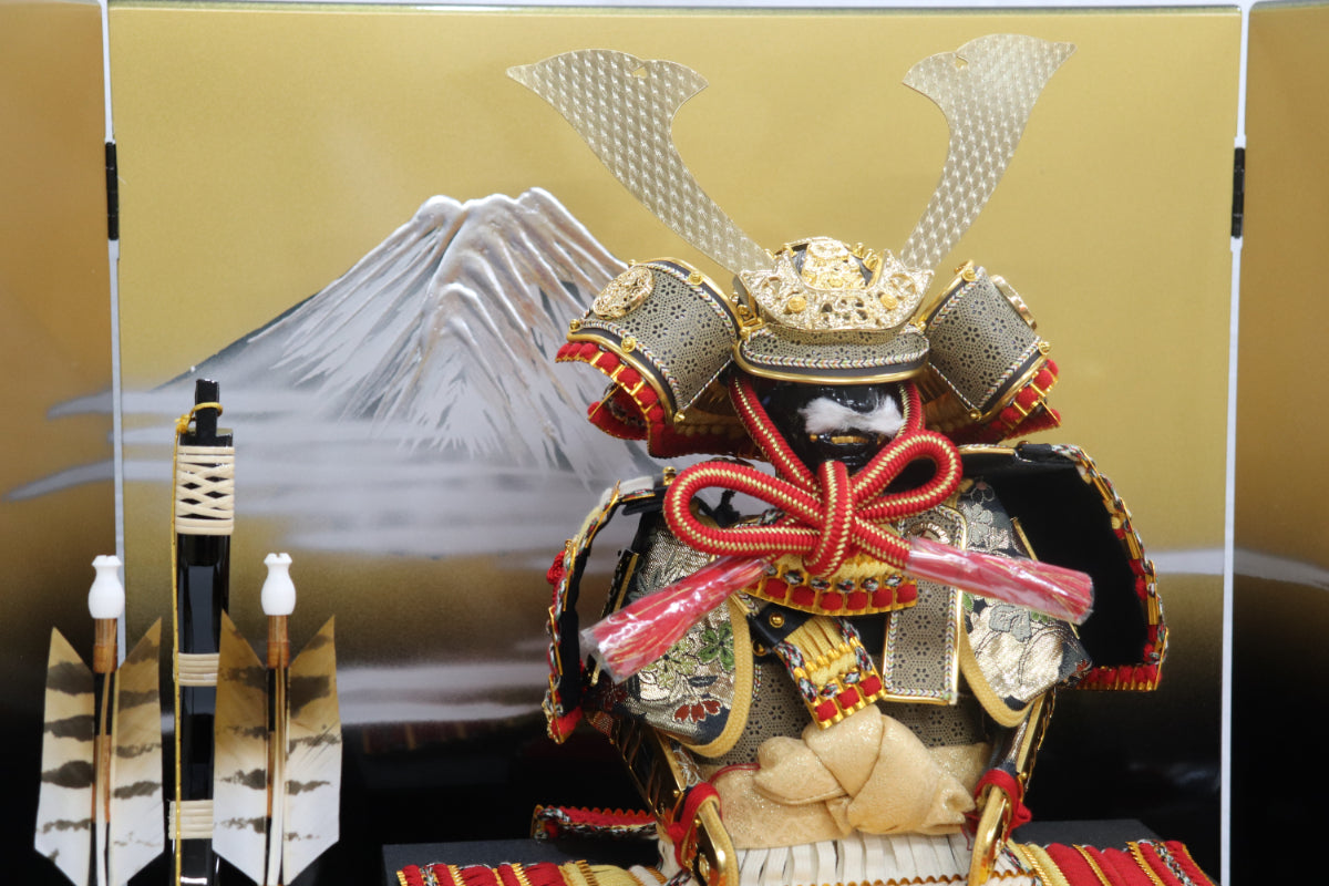 鎧平飾り五月人形セット (70cmx45cmx66cm)【送料無料】