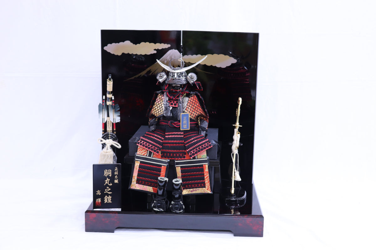 上杉謙信 鎧平飾りセット (55cmx45cmx61cm)【送料無料】