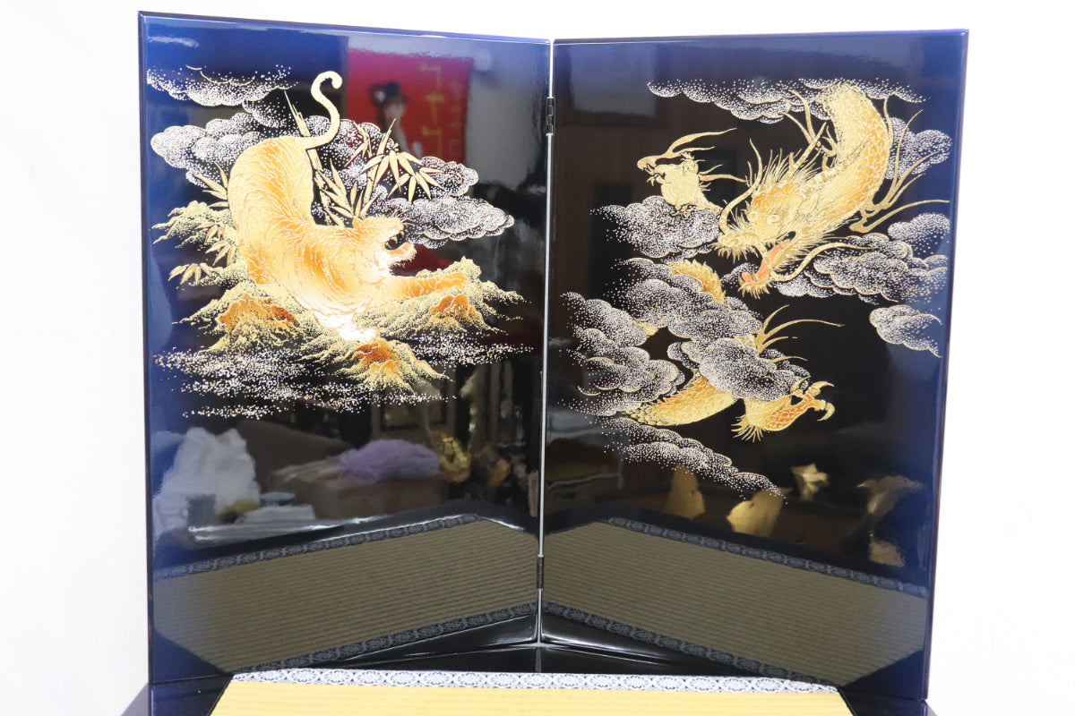 兜平飾り着用五月人形セット (65cmx50cmx88cm)【送料無料】