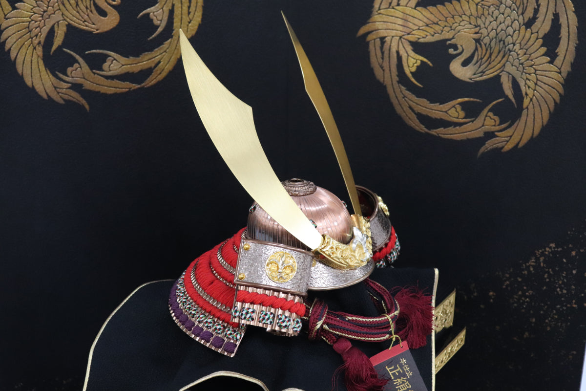 兜平飾り五月人形セット (65cmx43cmx67cm)【送料無料】