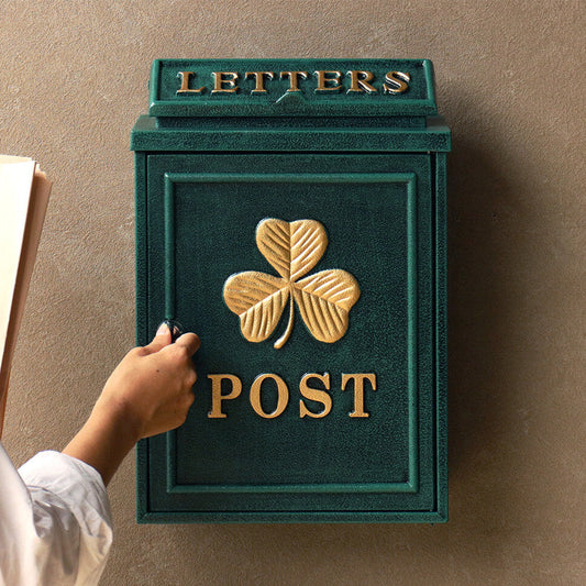 鋳物壁掛けポスト Clover-クローバー-