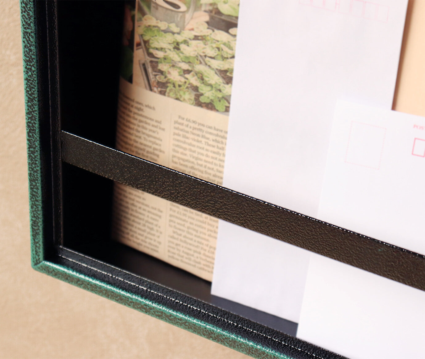 鋳物壁掛けポスト　Clover-クローバー-