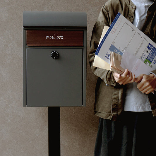 スタンドポスト Gilda-ジルダ-