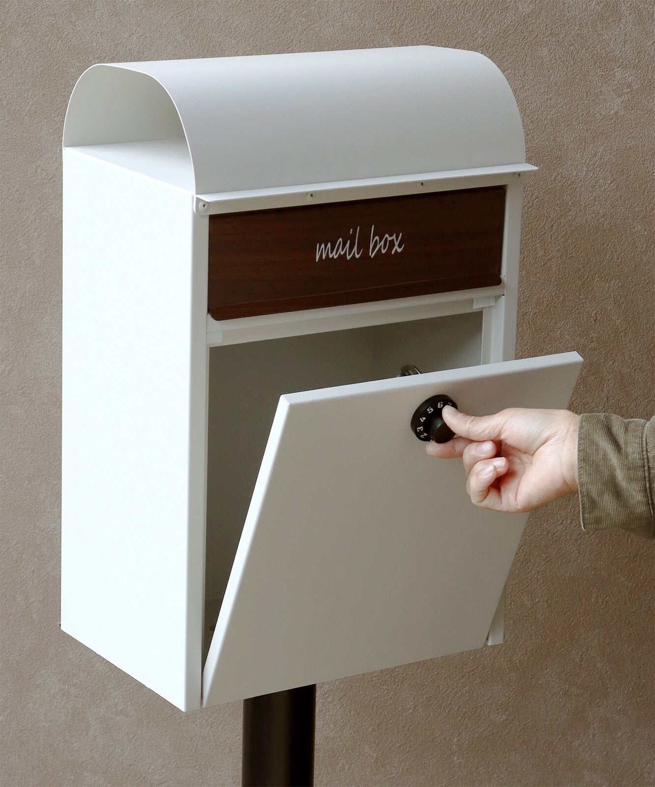 スタンドポスト　Gilda-ジルダ-　