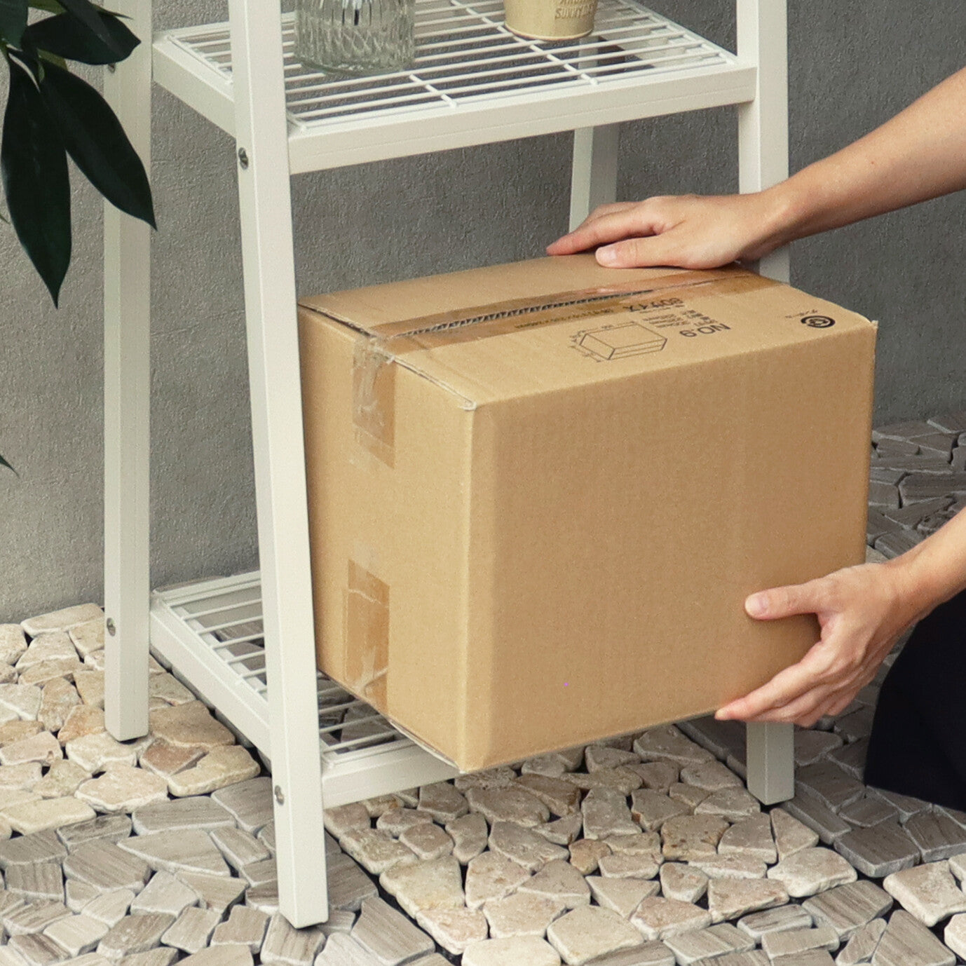 スタンドポスト　Lexi-レクシー-　