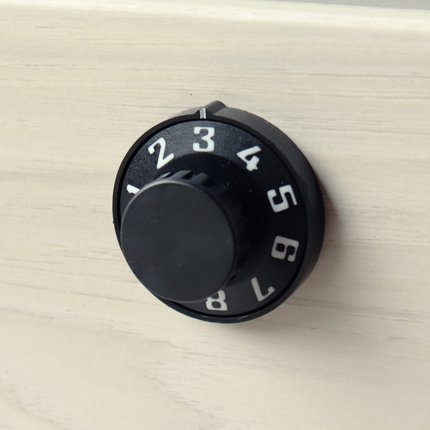 スタンドポスト　Lexi-レクシー-　