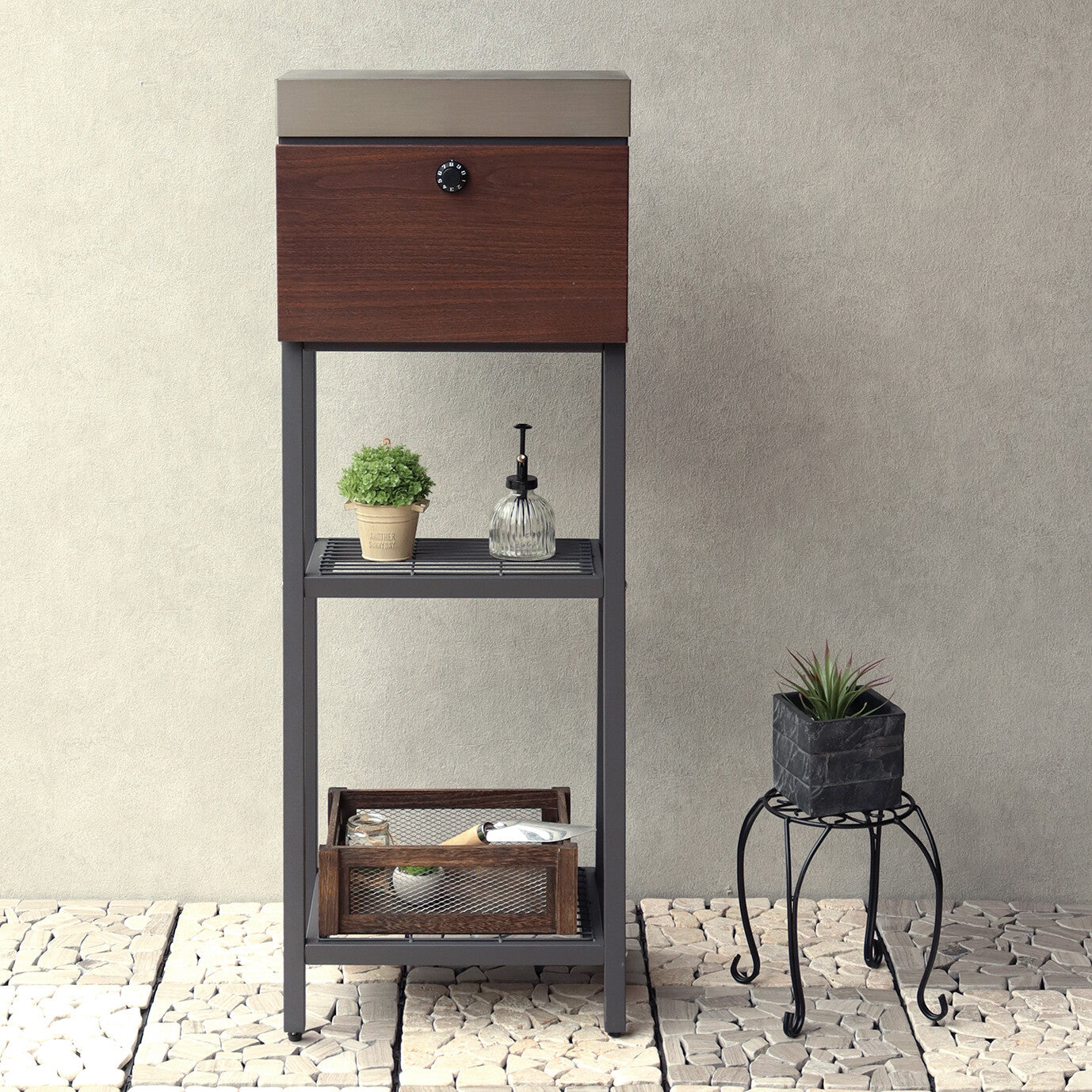 スタンドポスト　Lexi-レクシー-　