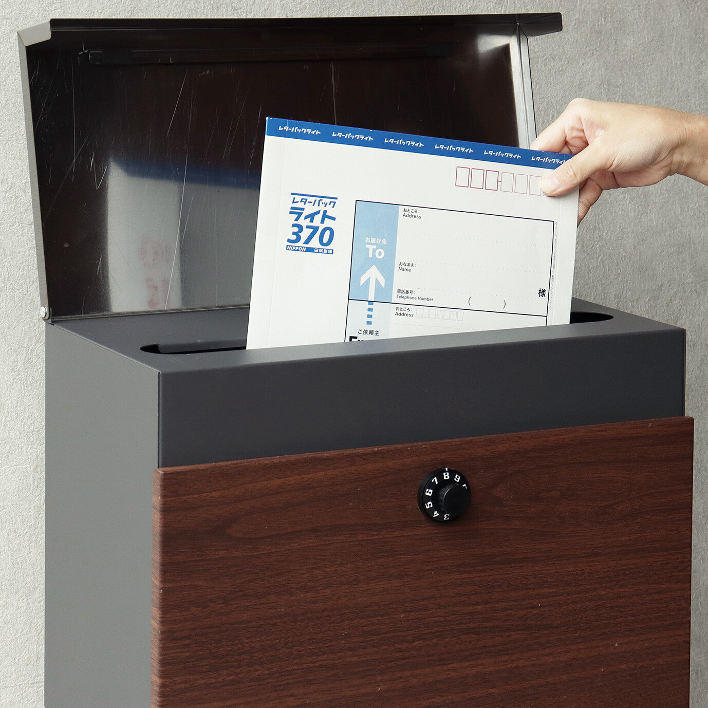 スタンドポスト　Lexi-レクシー-　