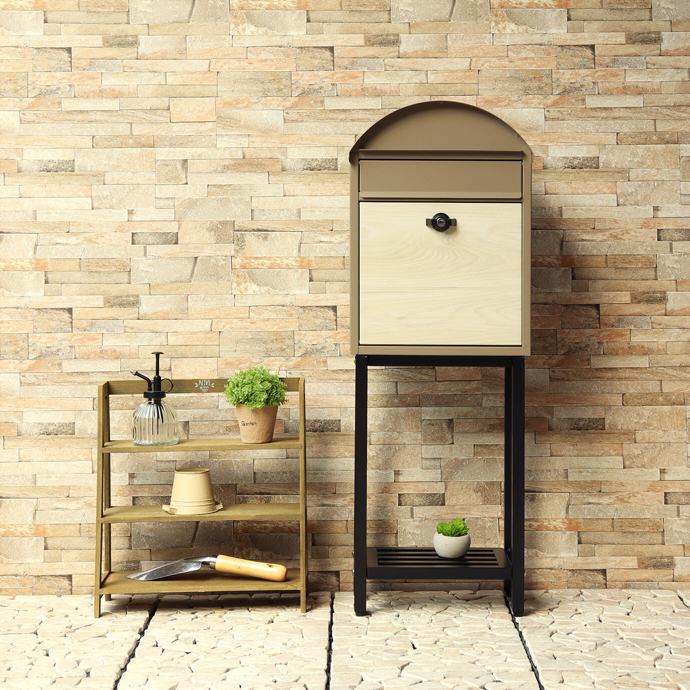 スタンドポスト　Simon-シモン-