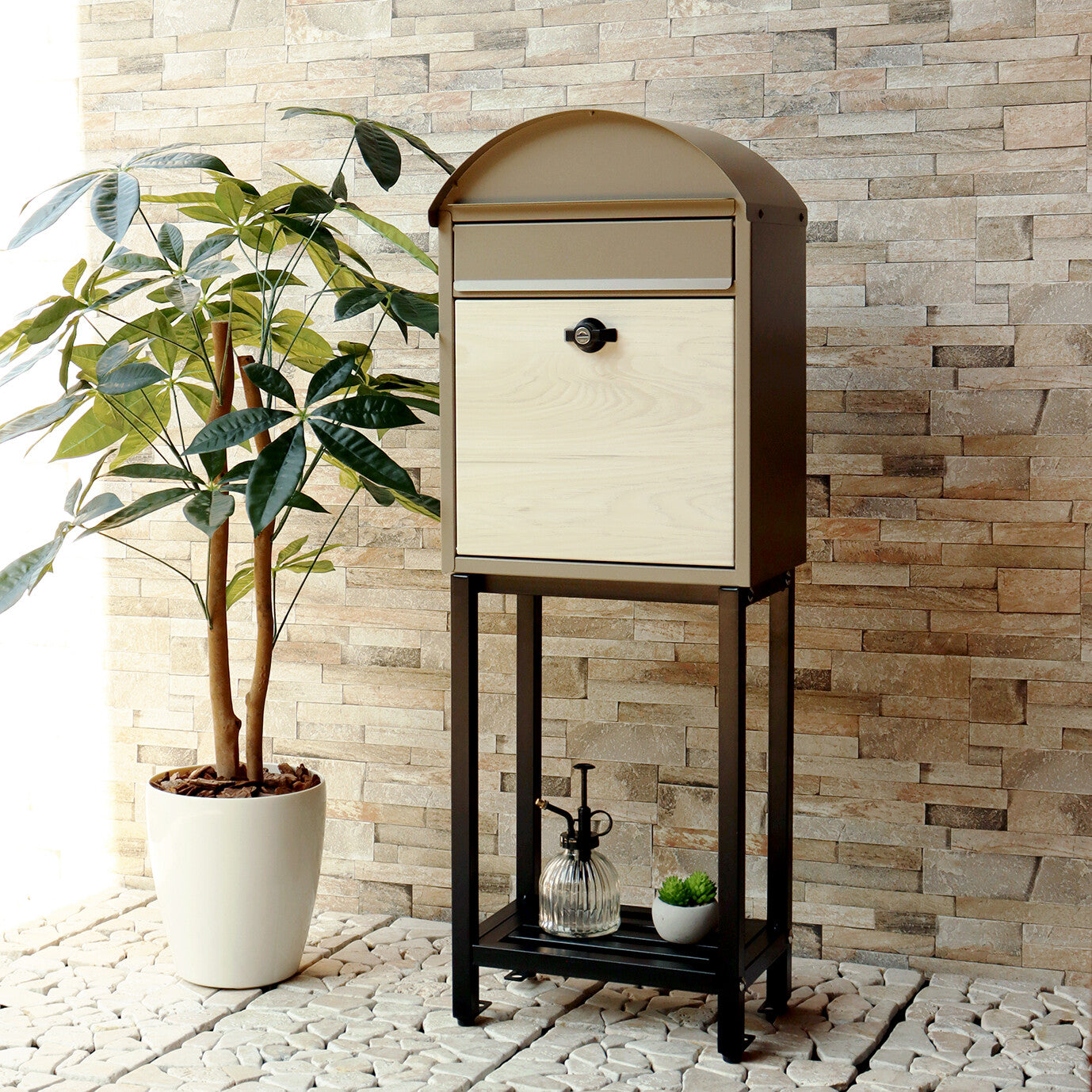 スタンドポスト　Simon-シモン-