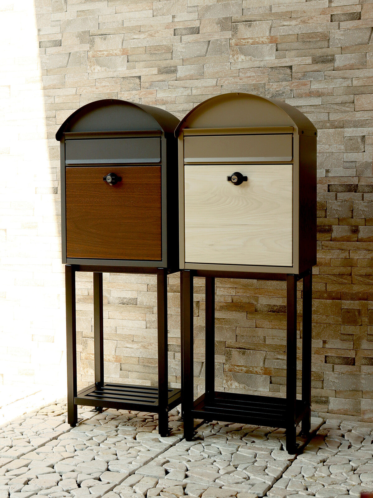 スタンドポスト　Simon-シモン-