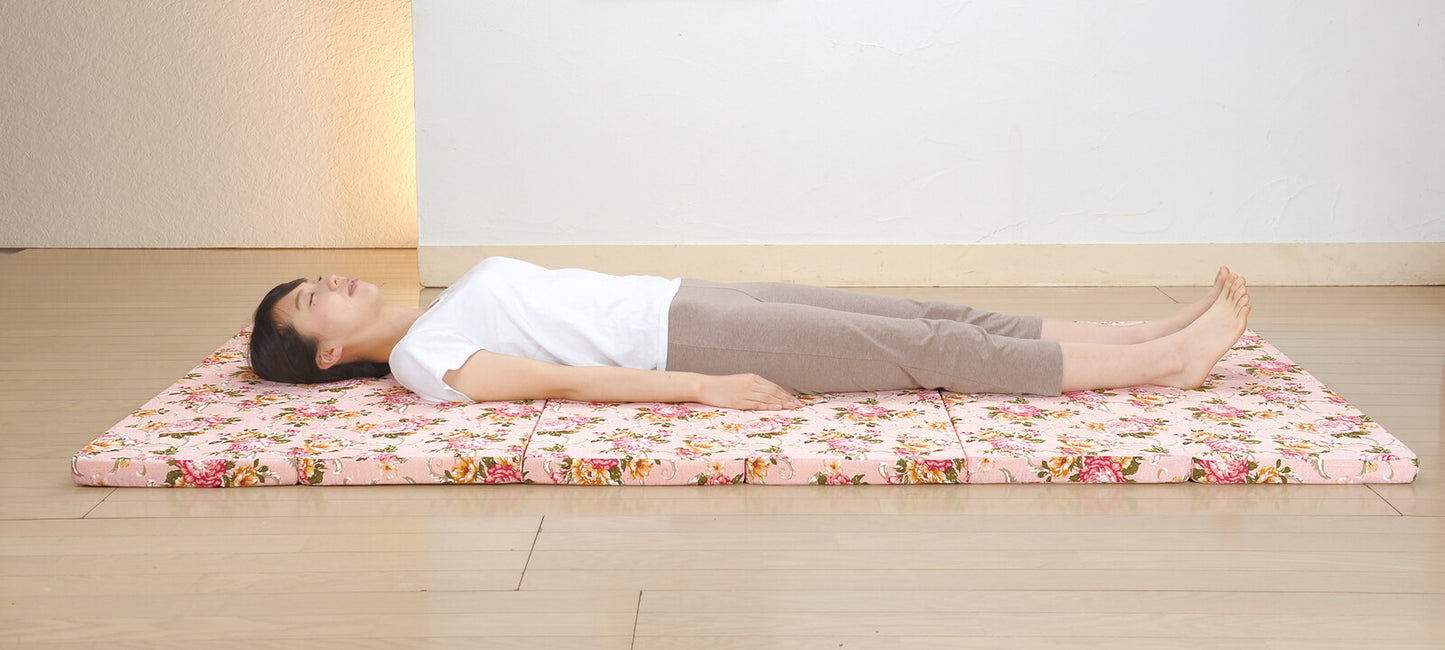 アキレス 軽量硬質コンパクト6つ折れマットレス