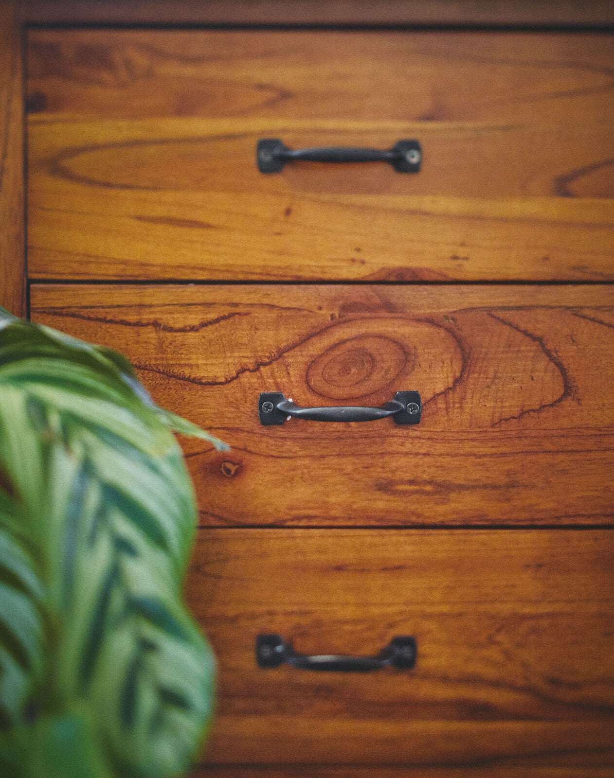 キャビネット 食器棚 カップボード チェスト 4段 木製チェスト 木製 キッチン収納