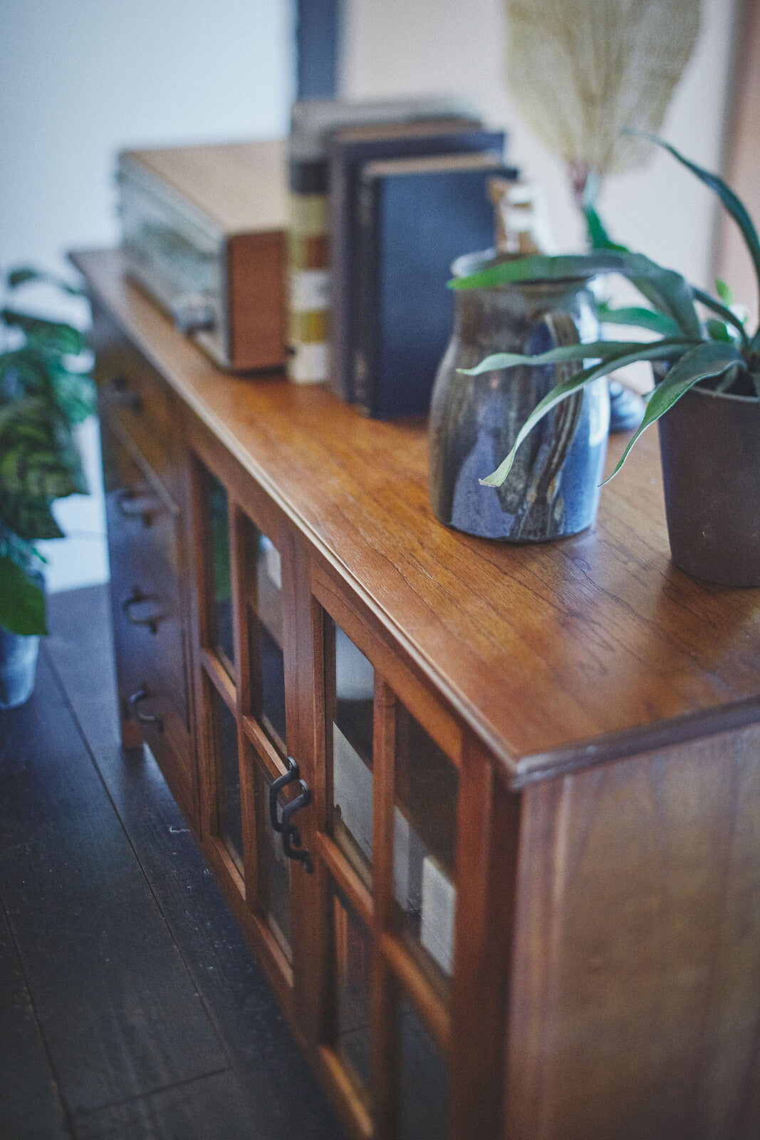 キャビネット 食器棚 カップボード チェスト 4段 木製チェスト 木製 キッチン収納