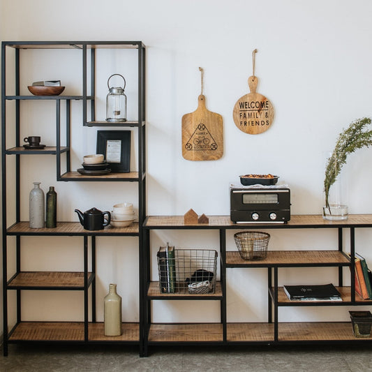 雑貨や小物をお洒落に飾り付け<ienowa/シェルフ オルド>