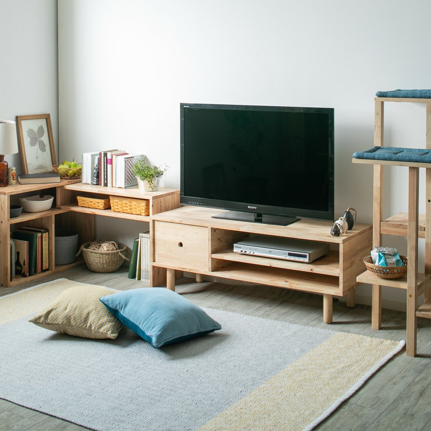 天然木をふんだんに使ったナチュラルシリーズ ＜組立家具/NATURAL SIGNATURE　TVボード＞