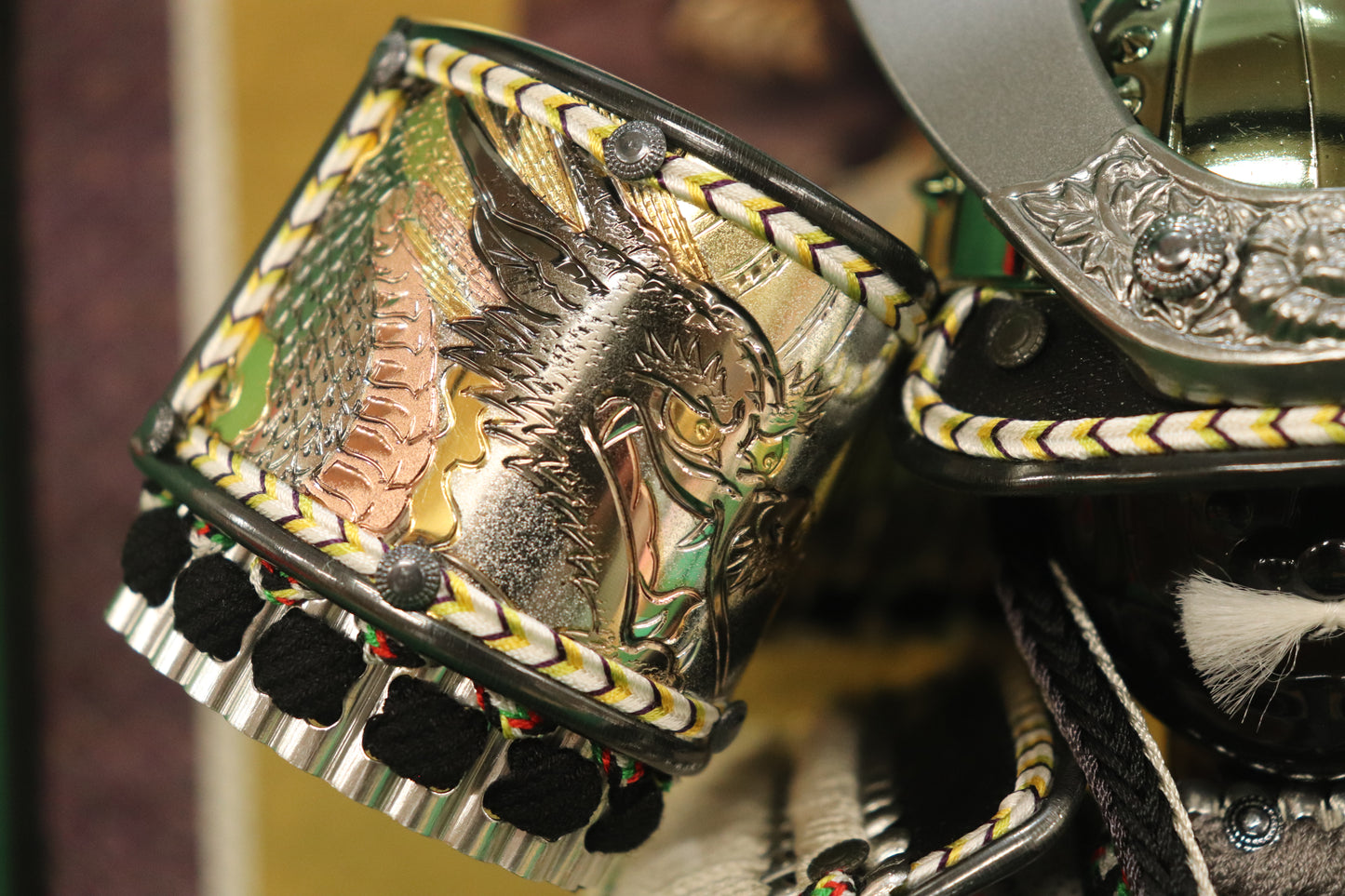 兜平飾り五月人形ケースセット (35cm×28cm×55cm)