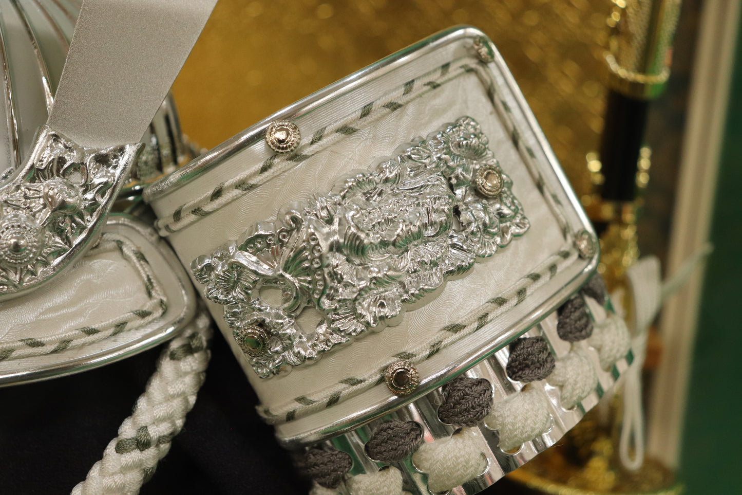 兜平飾り五月人形ケースセット (36cm×28cm×32cm)