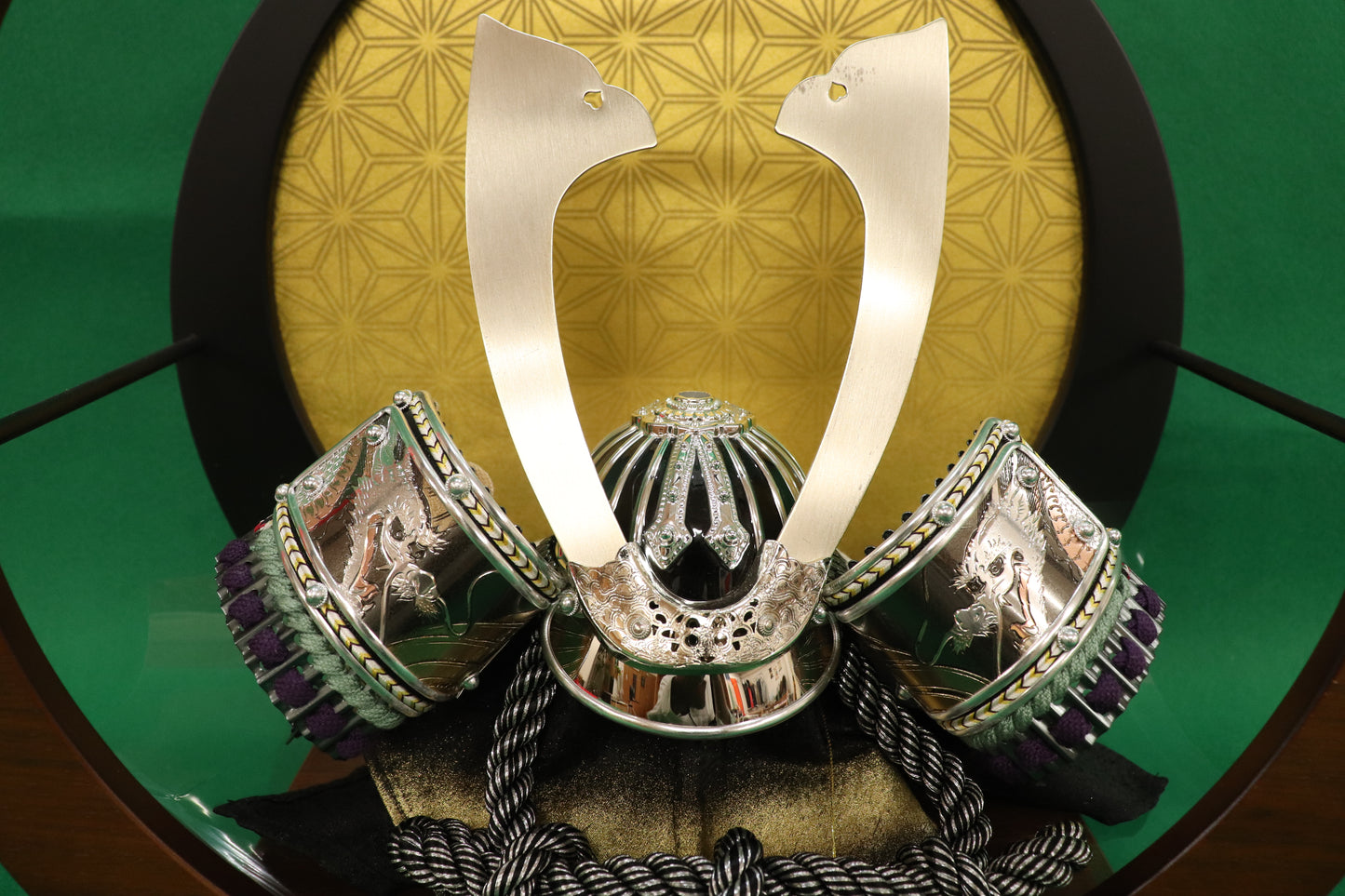 兜平飾り五月人形セット (37cm×17cm×37cm)【送料無料】