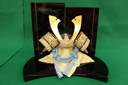 兜平飾り五月人形セット (34cm×26cm×27cm)【送料無料】