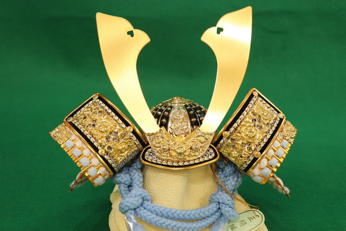 兜平飾り五月人形セット (34cm×26cm×27cm)【送料無料】