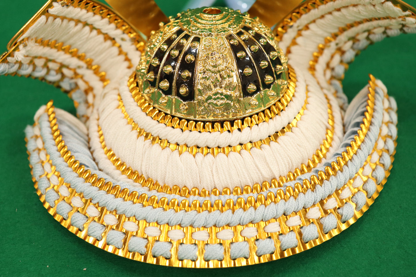 兜平飾り五月人形セット (34cm×26cm×27cm)【送料無料】