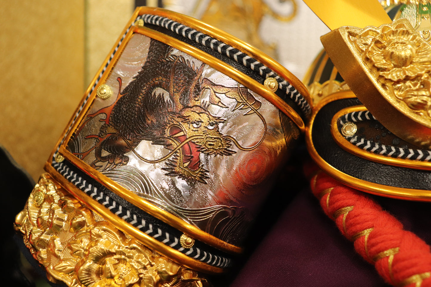 兜平飾り収納五月人形セット (47cm×34cm×55cm)【送料無料】