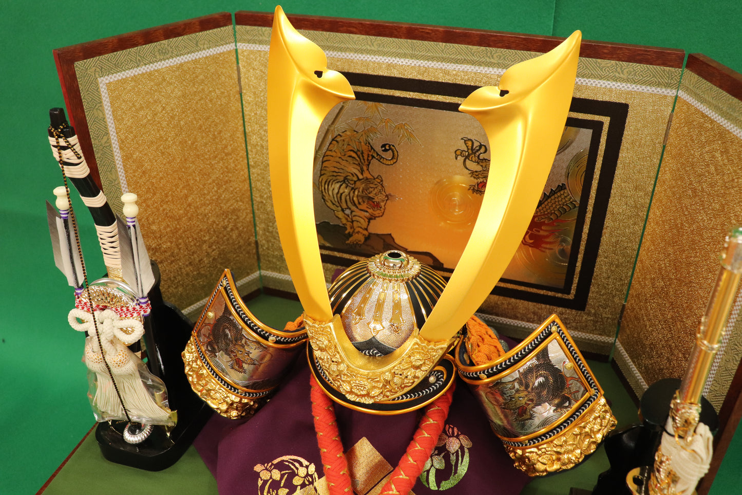 兜平飾り収納五月人形セット (47cm×34cm×55cm)【送料無料】