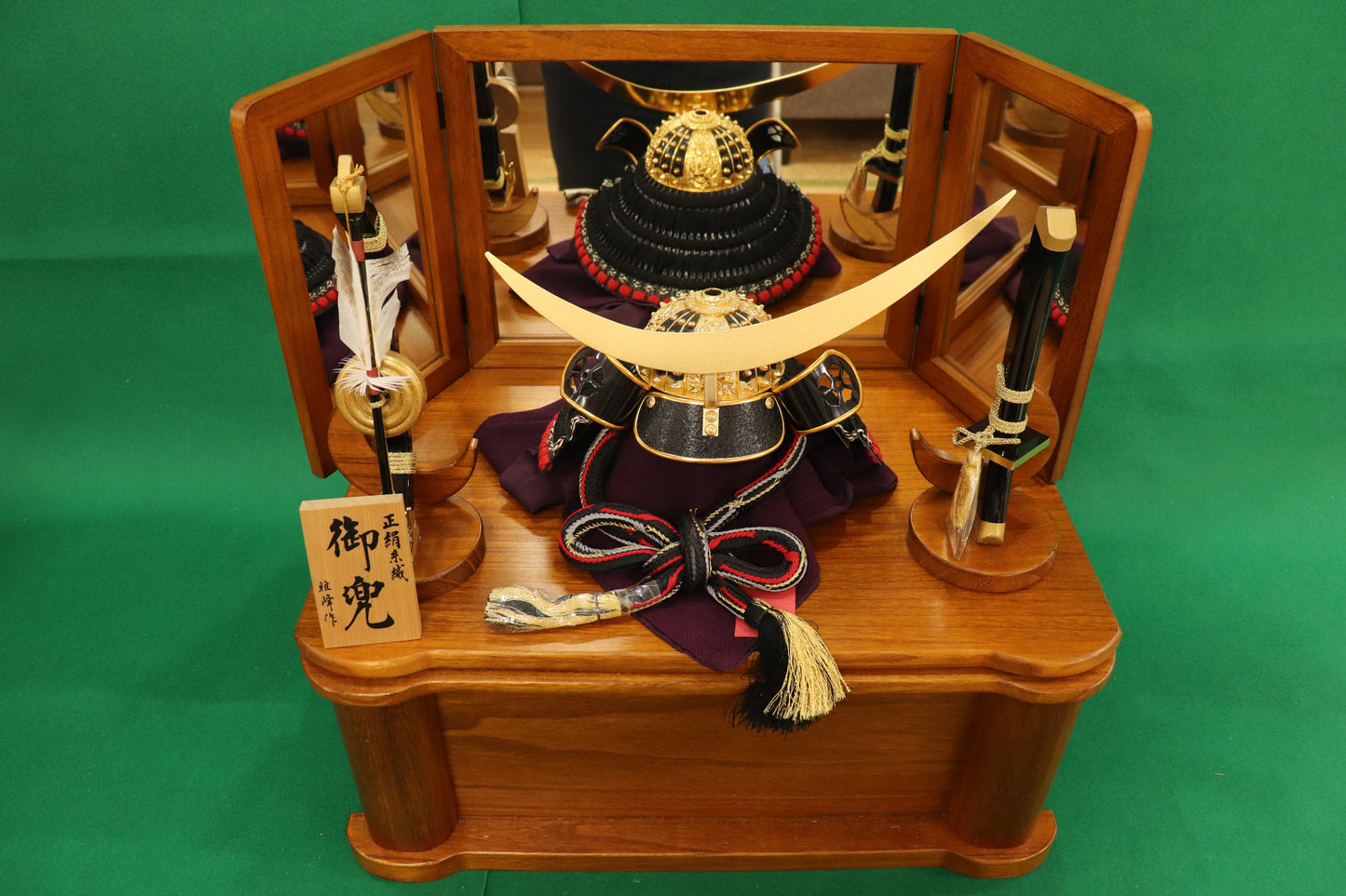 伊達政宗　兜飾り収納五月人形セット (48cm×35cm×46cm)【送料無料】