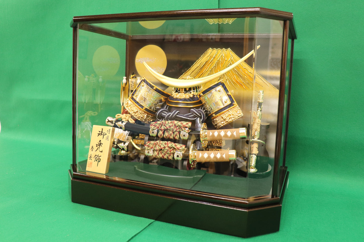 伊達政宗　兜平飾り五月人形ケースセット (48cm×30cm×40cm)