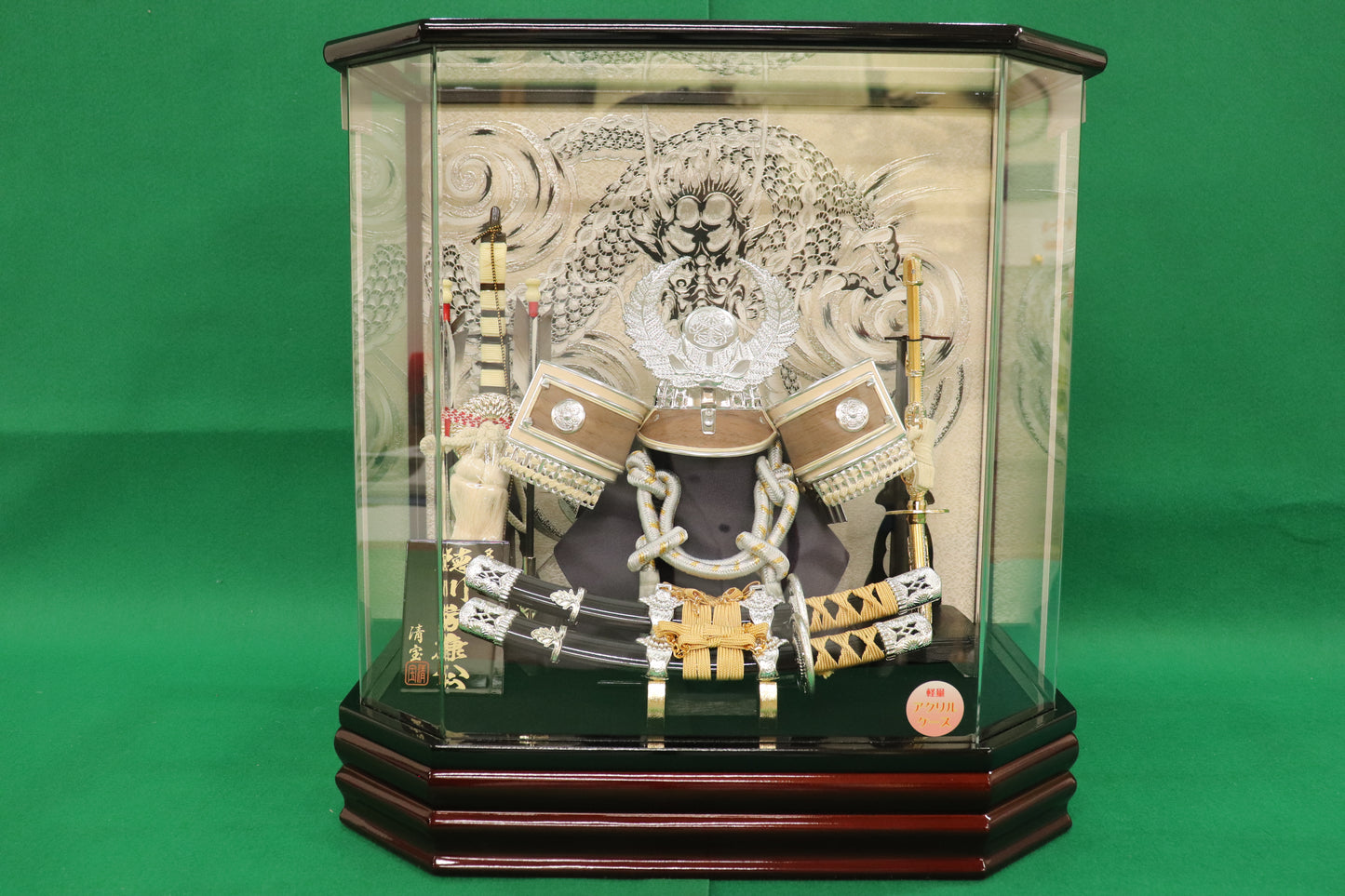 徳川家康　兜平飾り五月人形ケースセット (42cm×26cm×44cm)