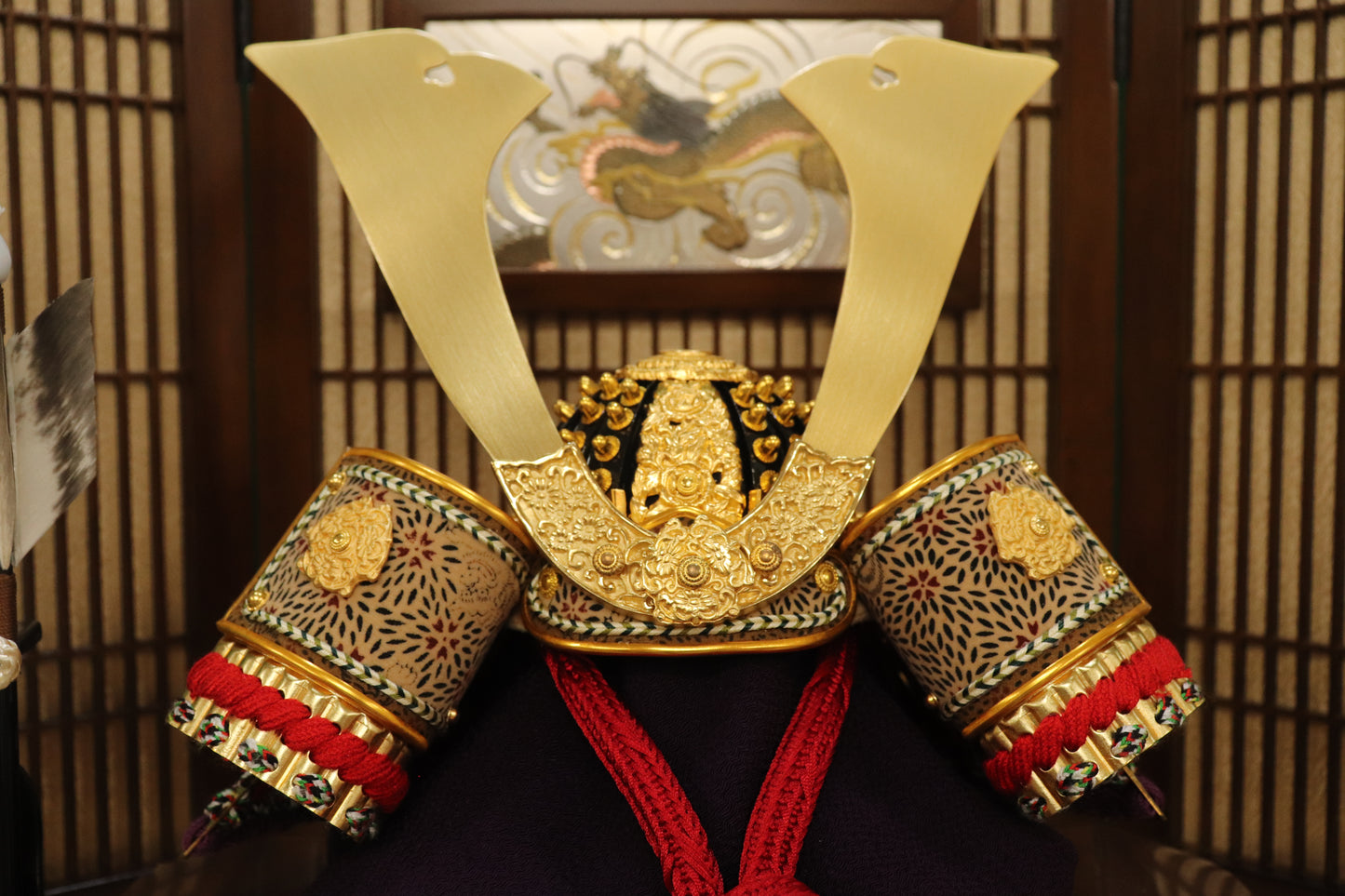 兜平飾り収納五月人形セット (50cm×40cm×62cm)