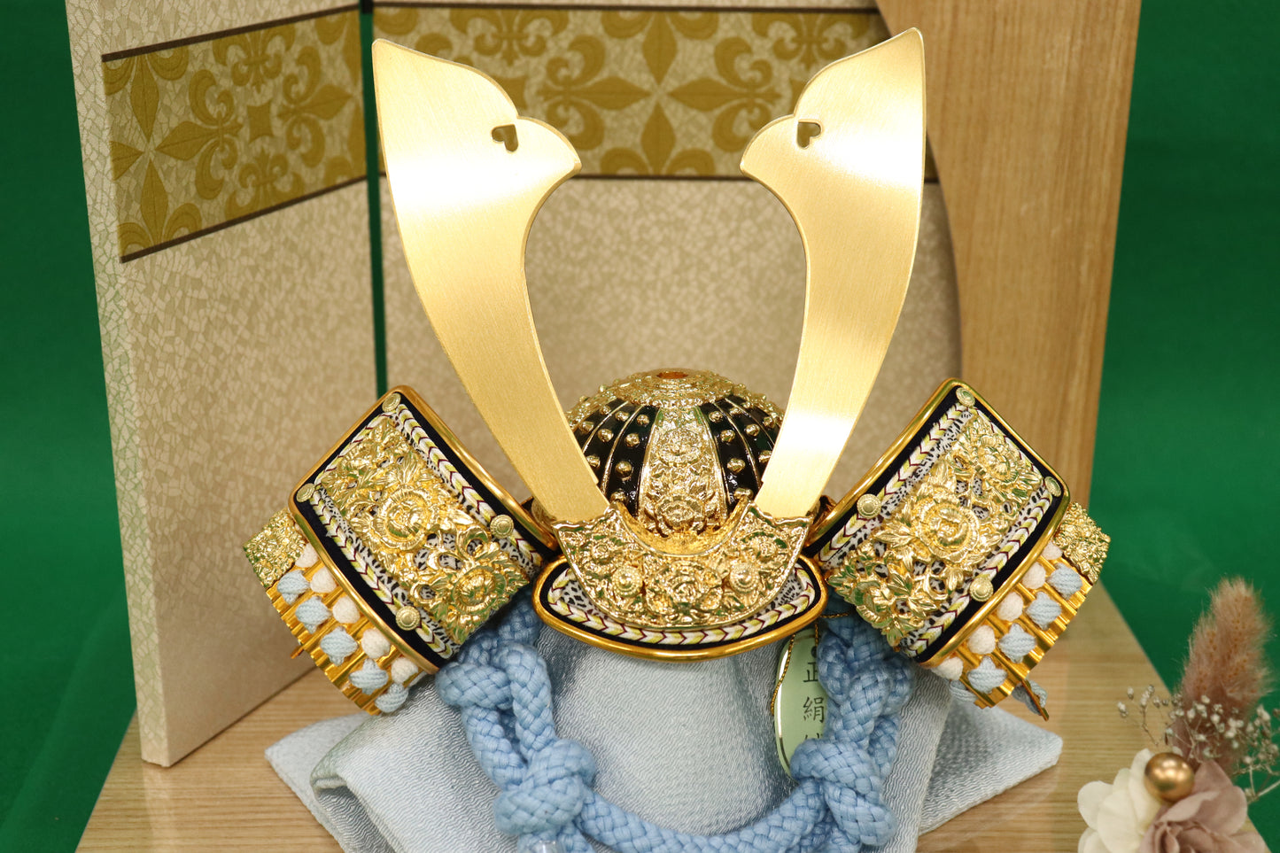 兜平飾り五月人形セット (30cm×26cm×26cm)