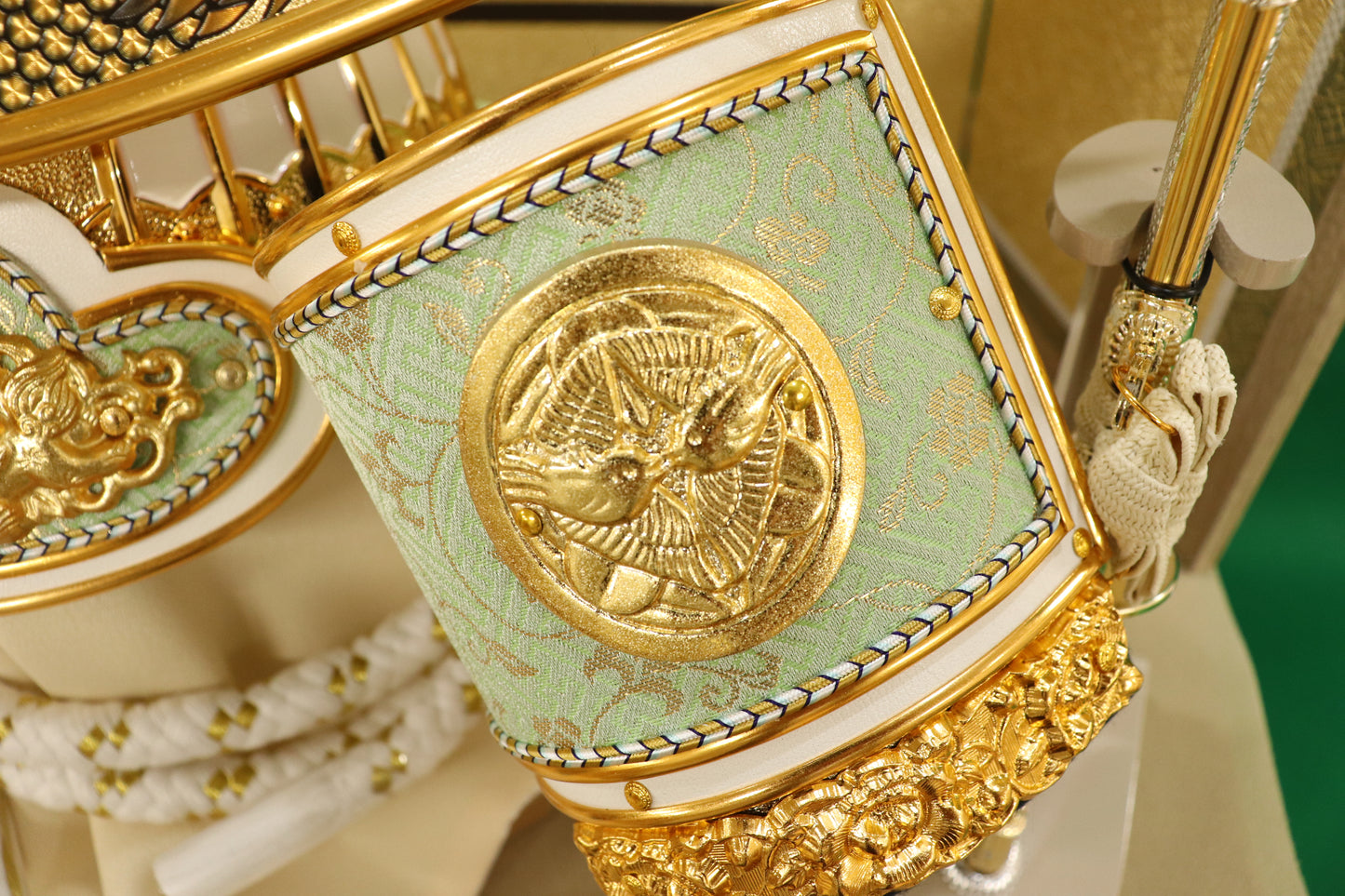 上杉謙信　着用兜平飾り五月人形セット (62cm×42cm×70cm)