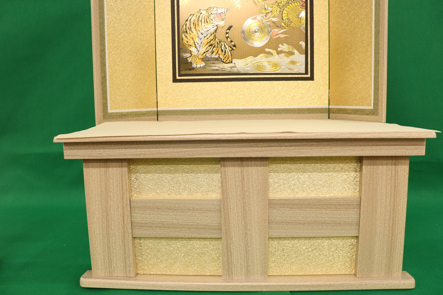 上杉謙信　着用兜平飾り五月人形セット (62cm×42cm×70cm)
